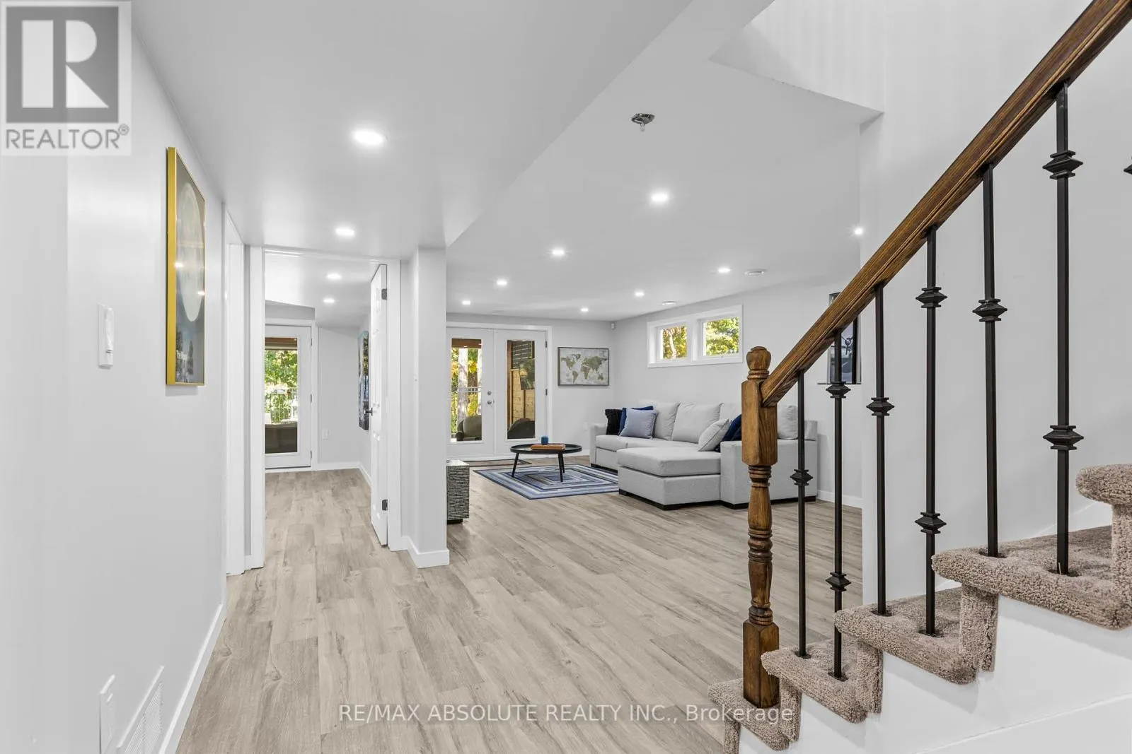 52 STONECROFT TERRACE