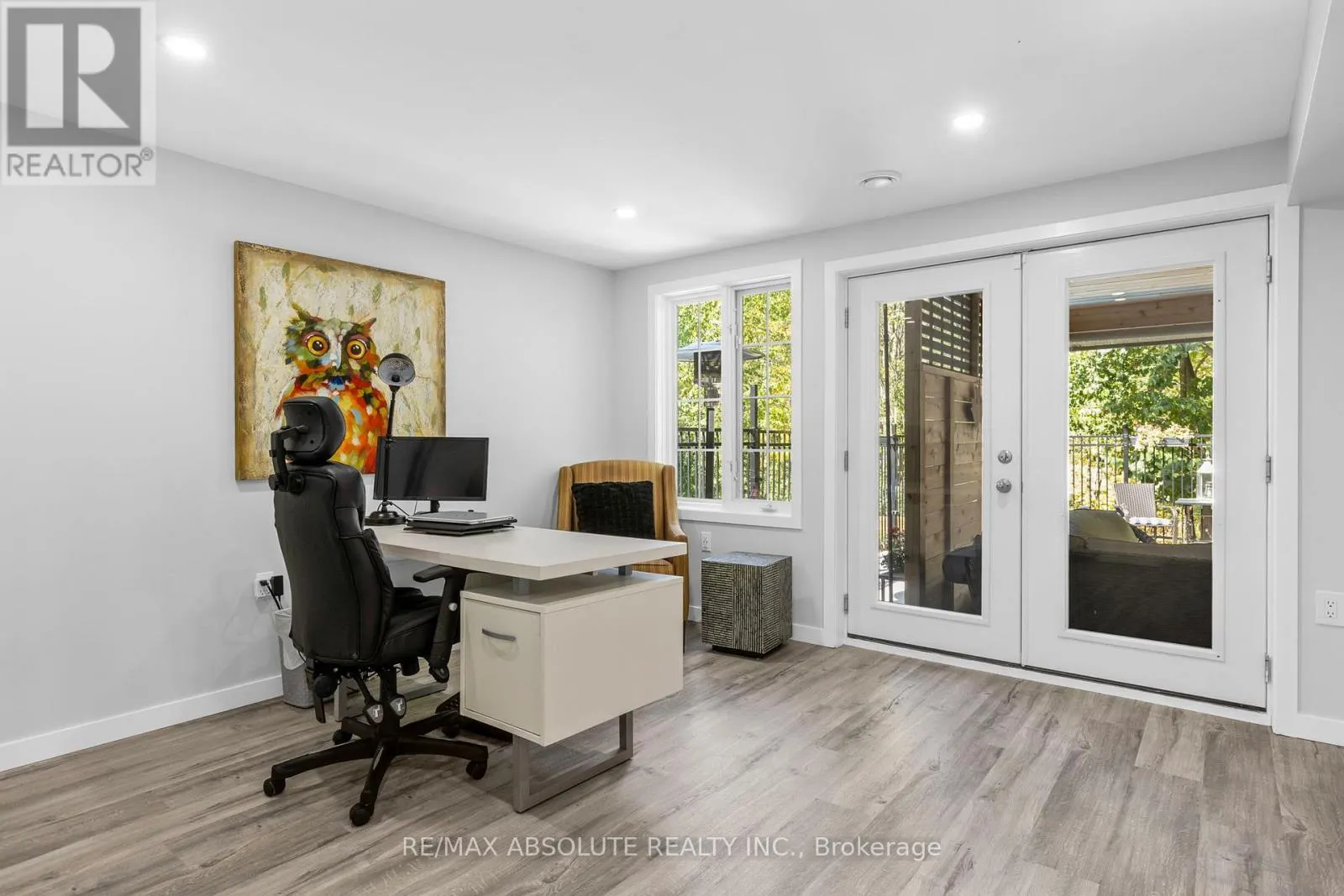 52 STONECROFT TERRACE