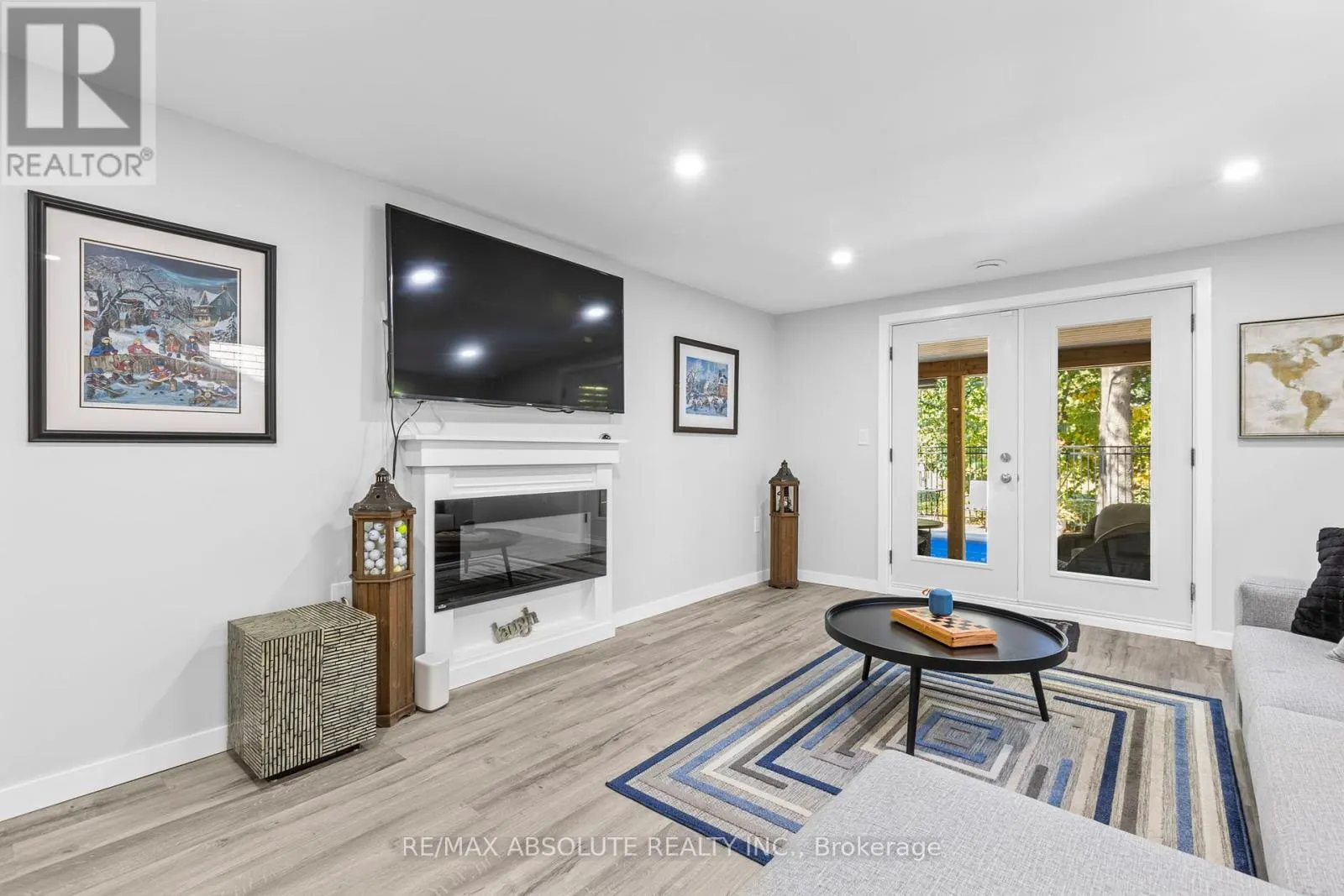 52 STONECROFT TERRACE