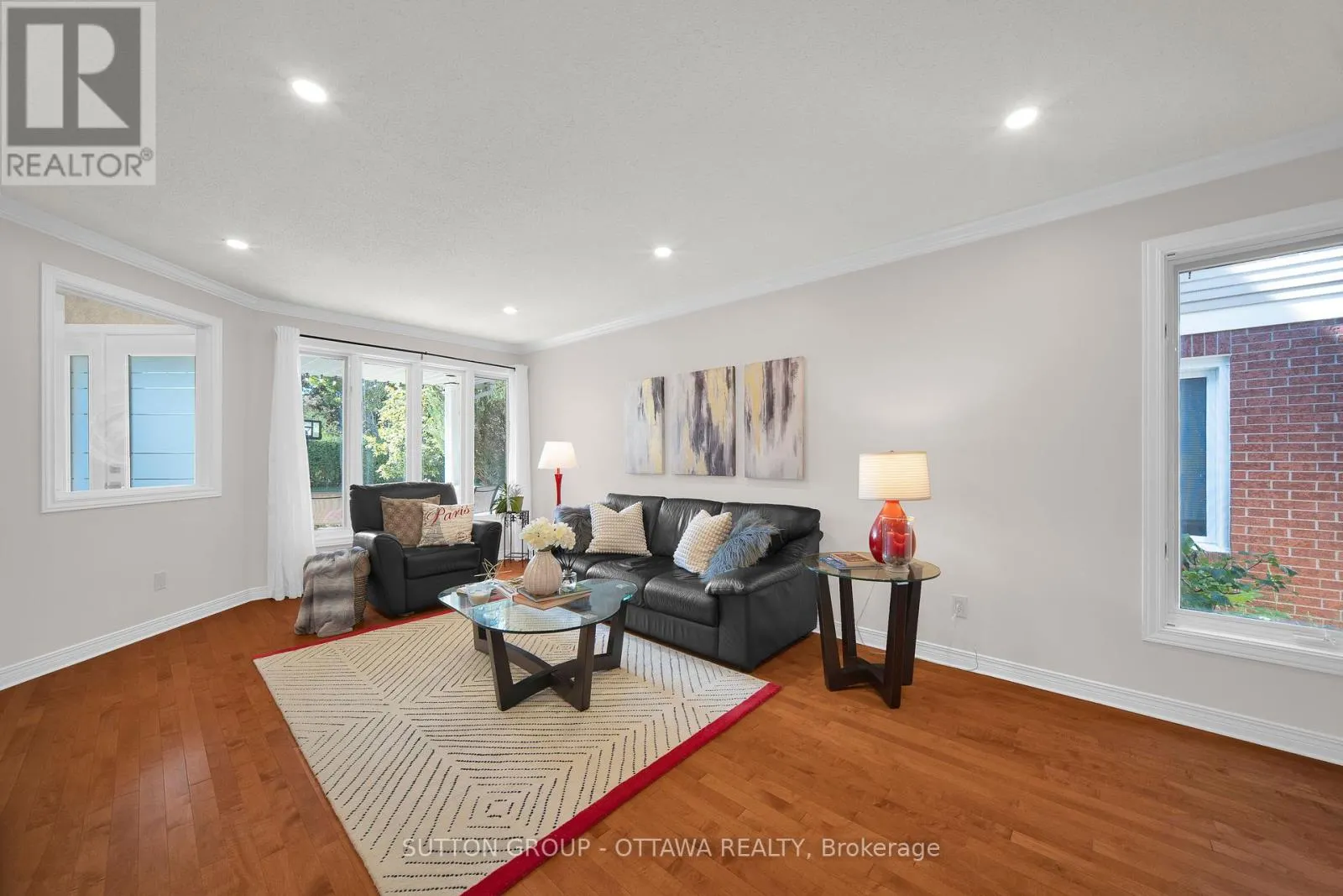 15 ROSEMEADE PLACE