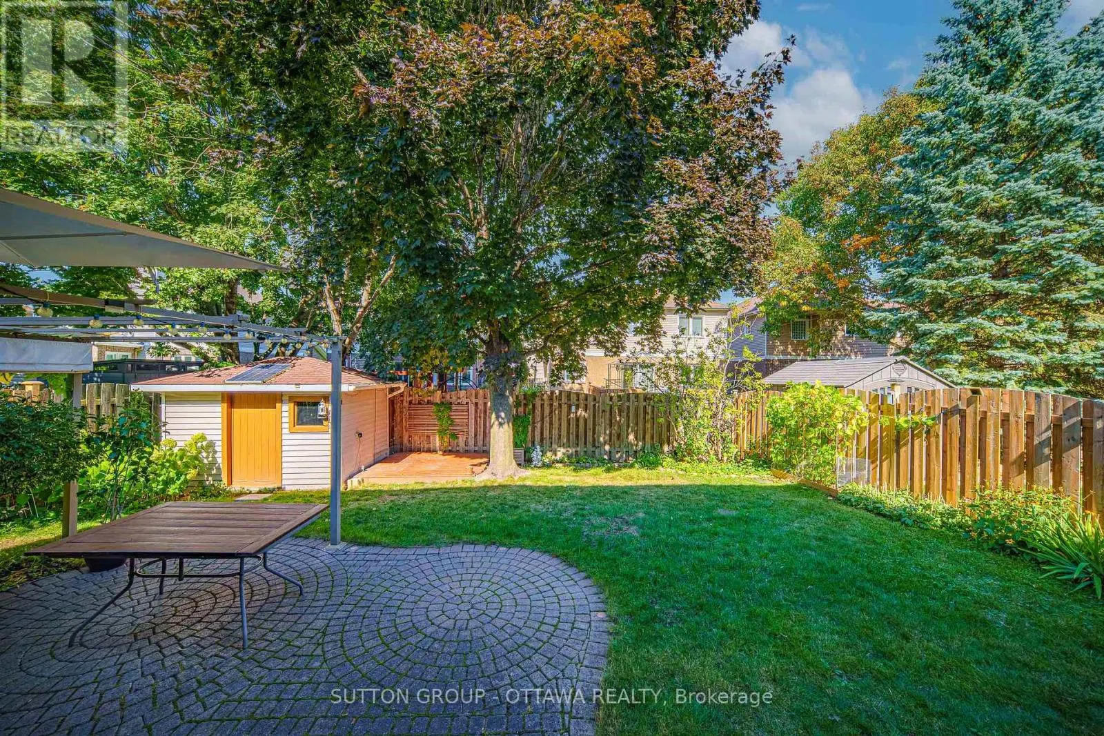 15 ROSEMEADE PLACE