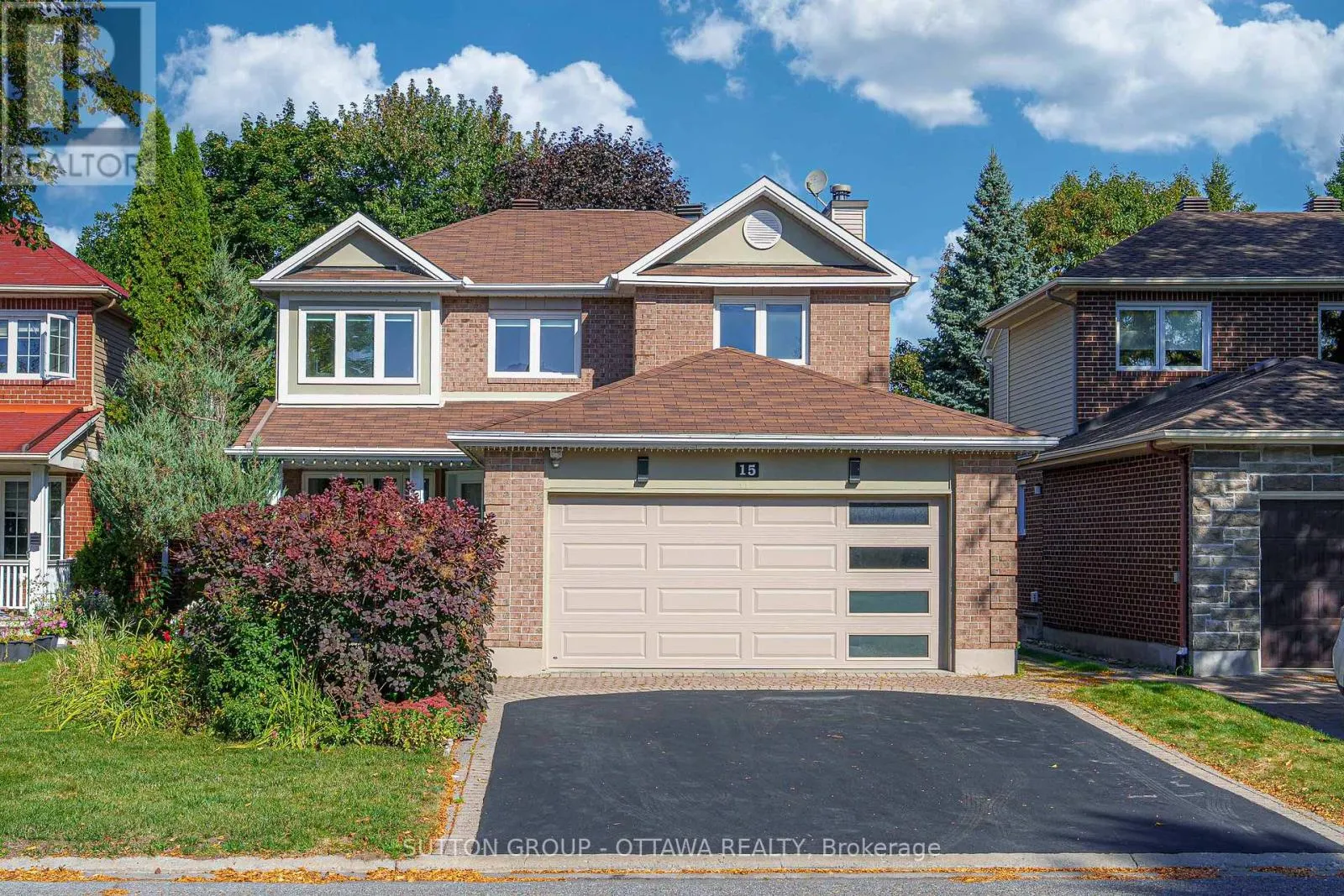 15 ROSEMEADE PLACE