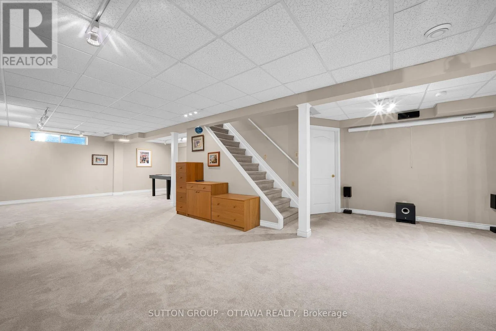 15 ROSEMEADE PLACE
