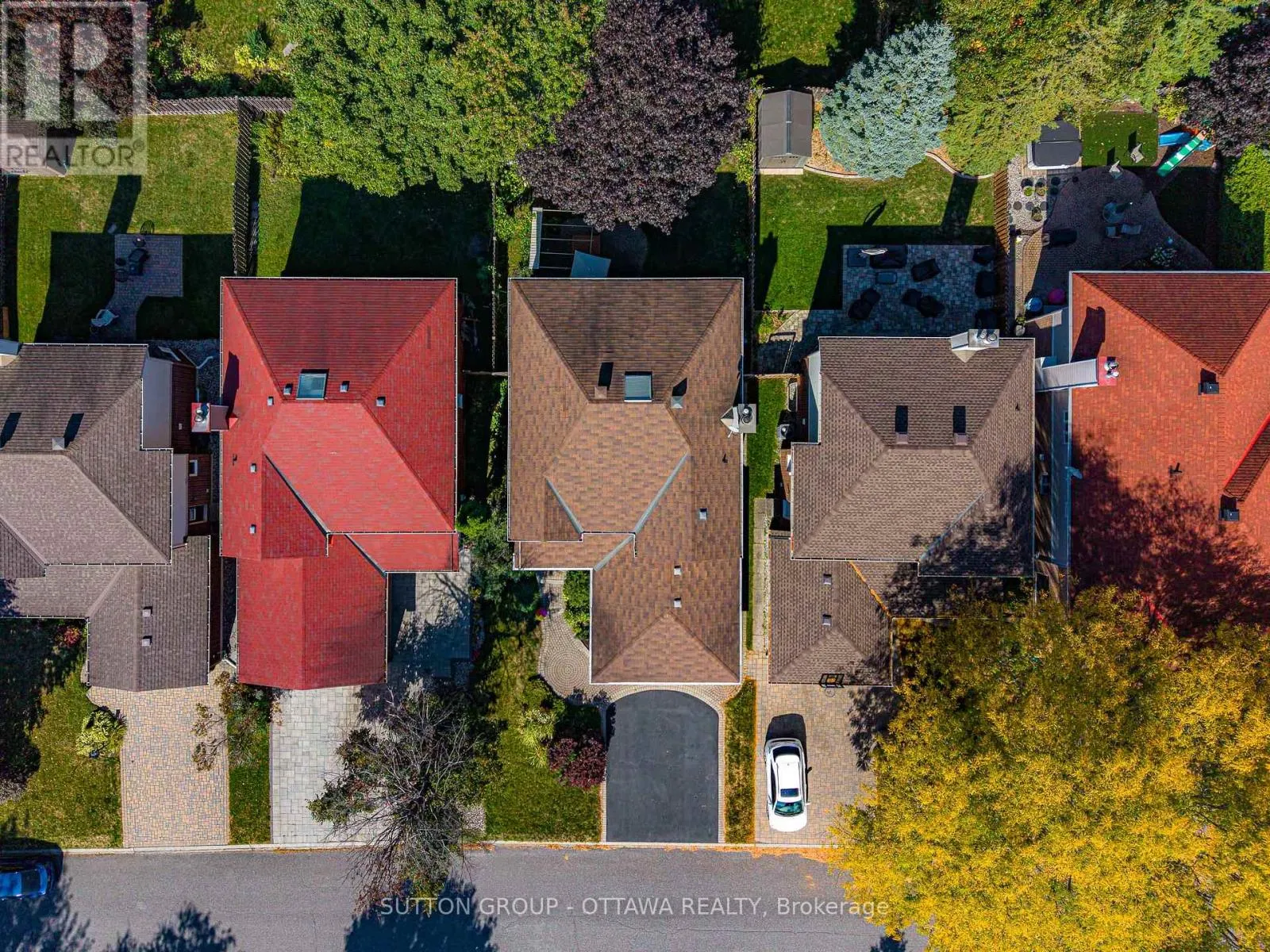 15 ROSEMEADE PLACE