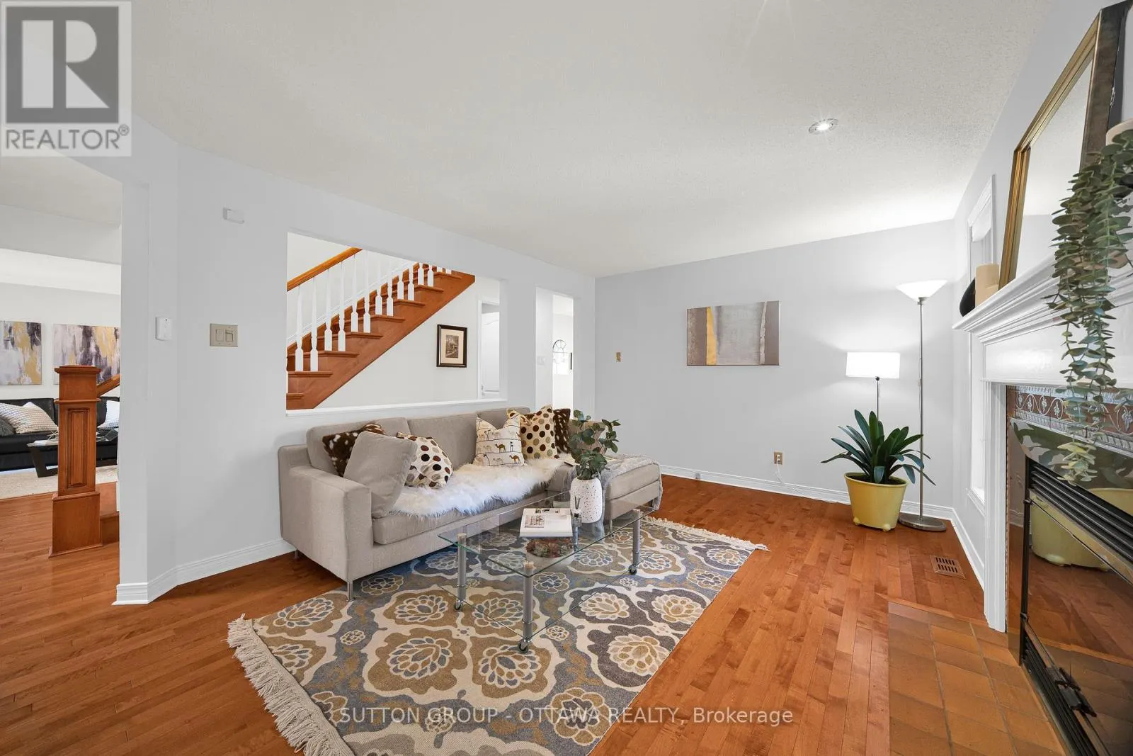 15 ROSEMEADE PLACE