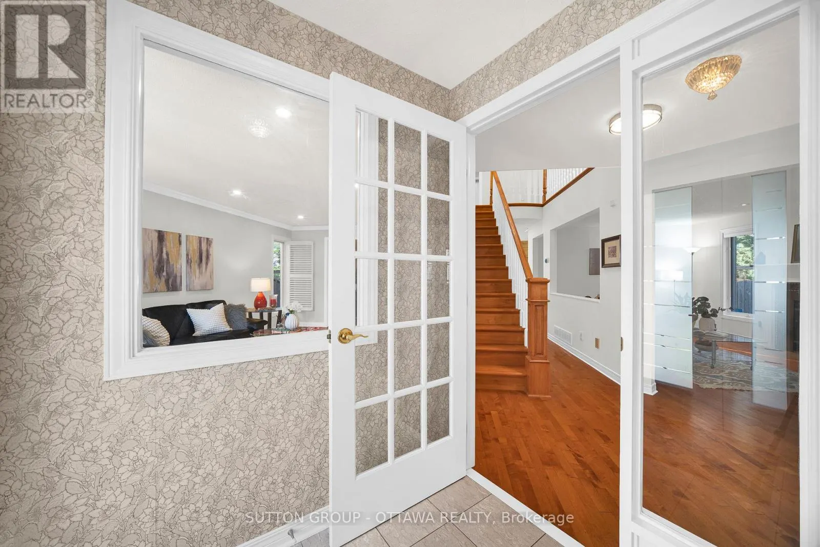 15 ROSEMEADE PLACE