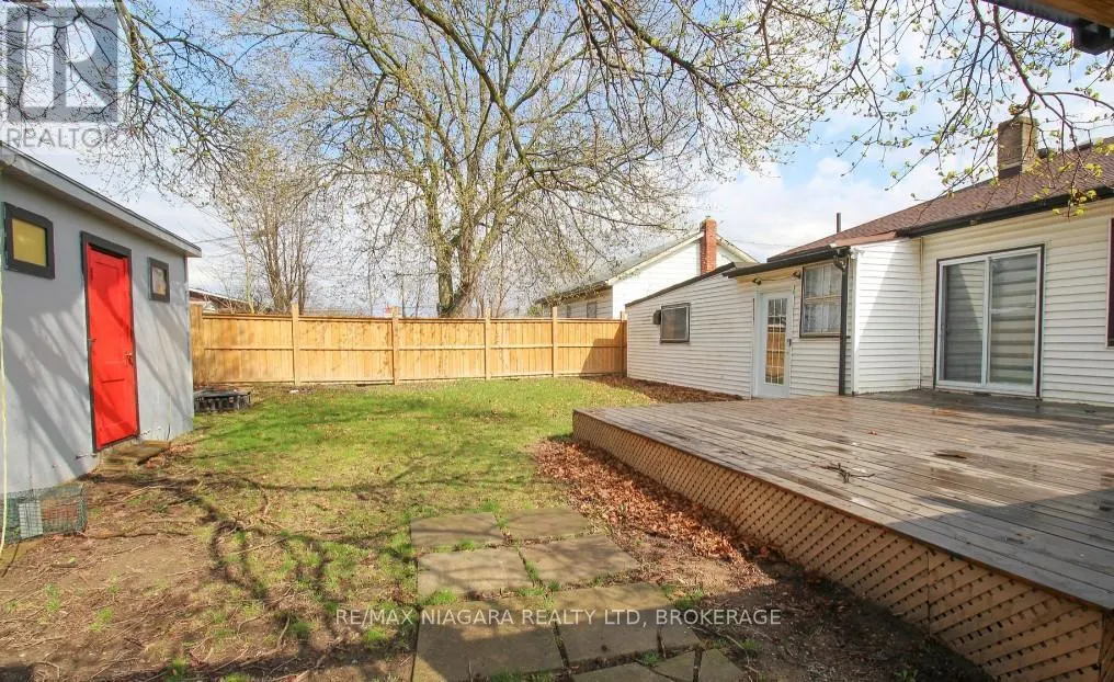 9 INGLEWOOD ROAD
