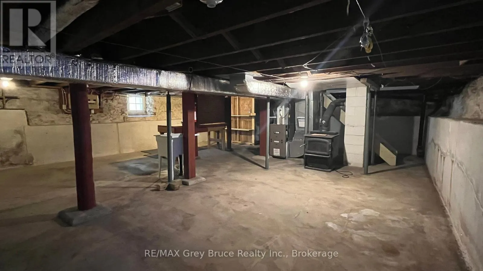 89 3RD STREET SW