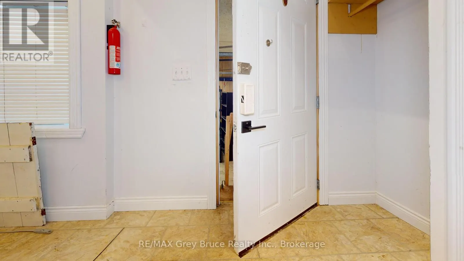 89 3RD STREET SW