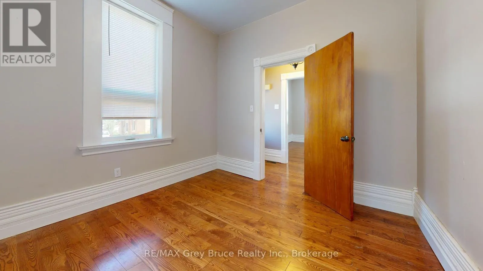 89 3RD STREET SW