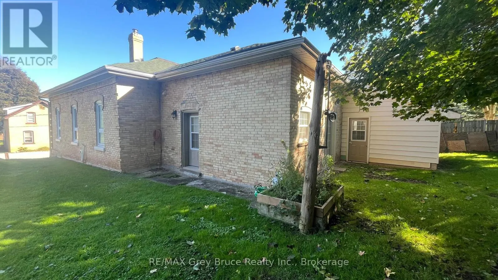 89 3RD STREET SW