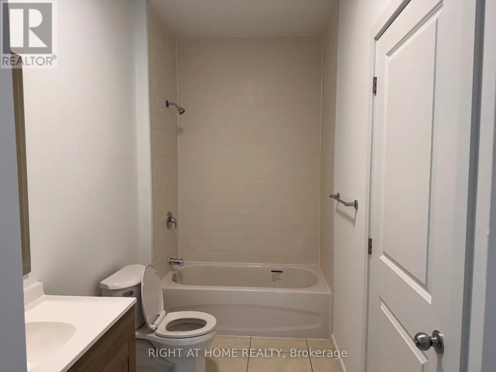 32 - 100 HIGHRIVER TRAIL