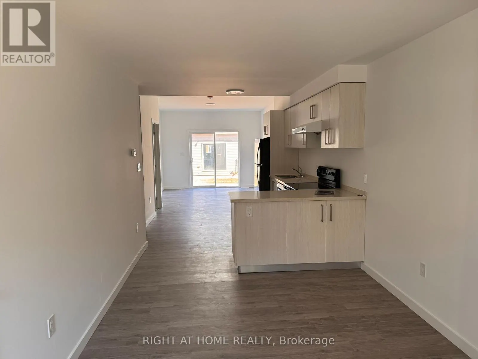 32 - 100 HIGHRIVER TRAIL