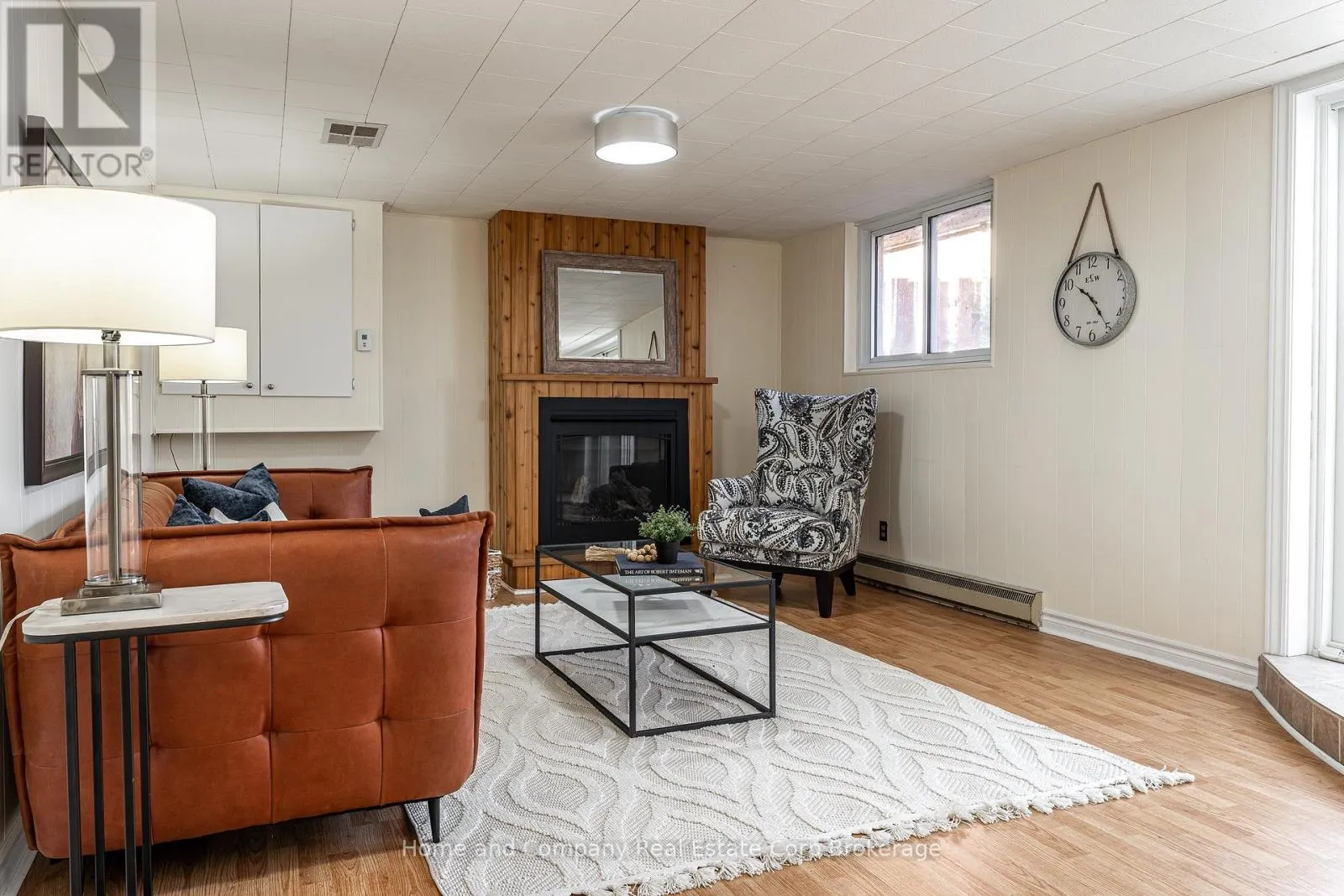 292 REDFORD CRESCENT