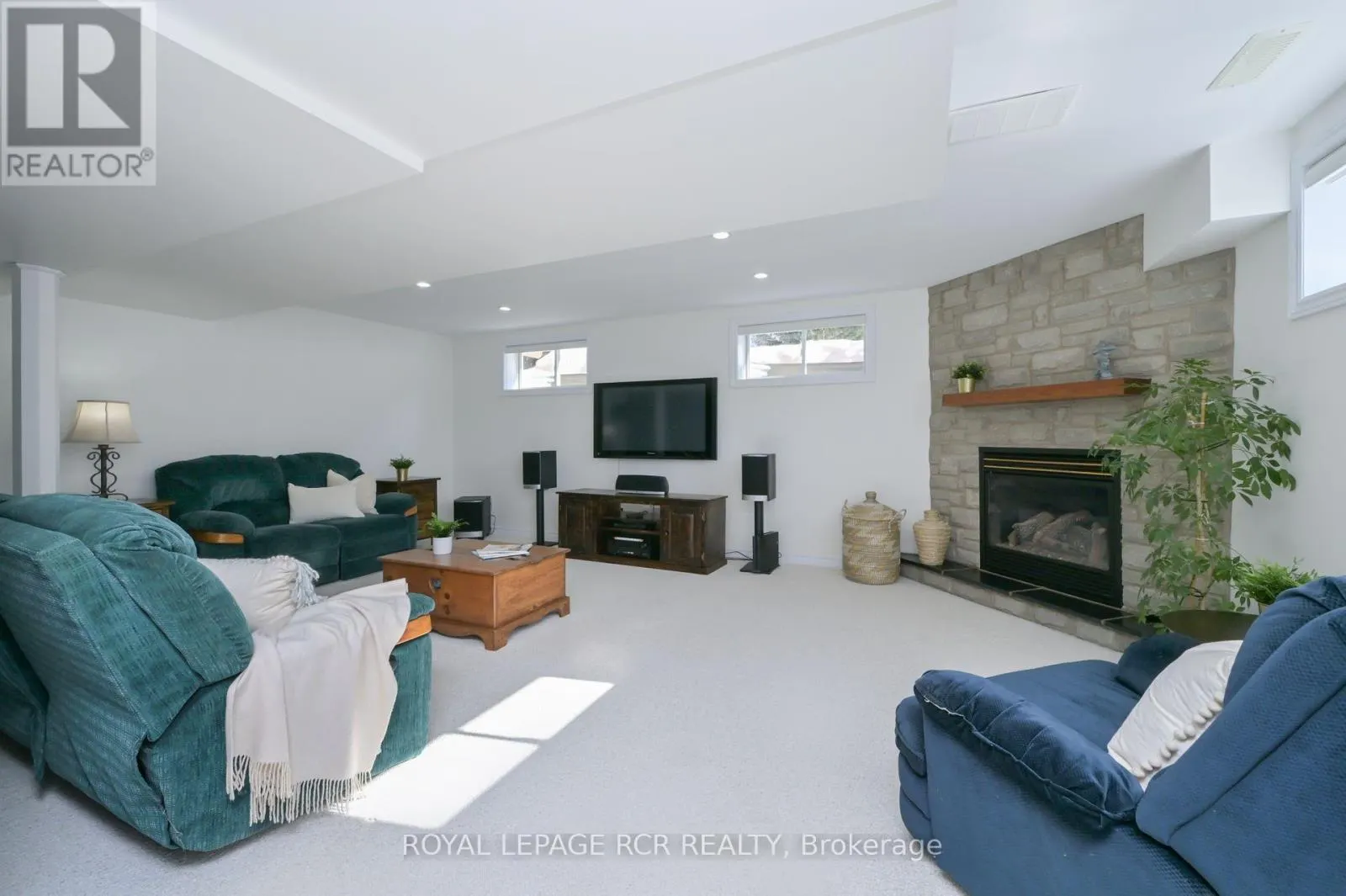 44 RAYBURN MEADOWS