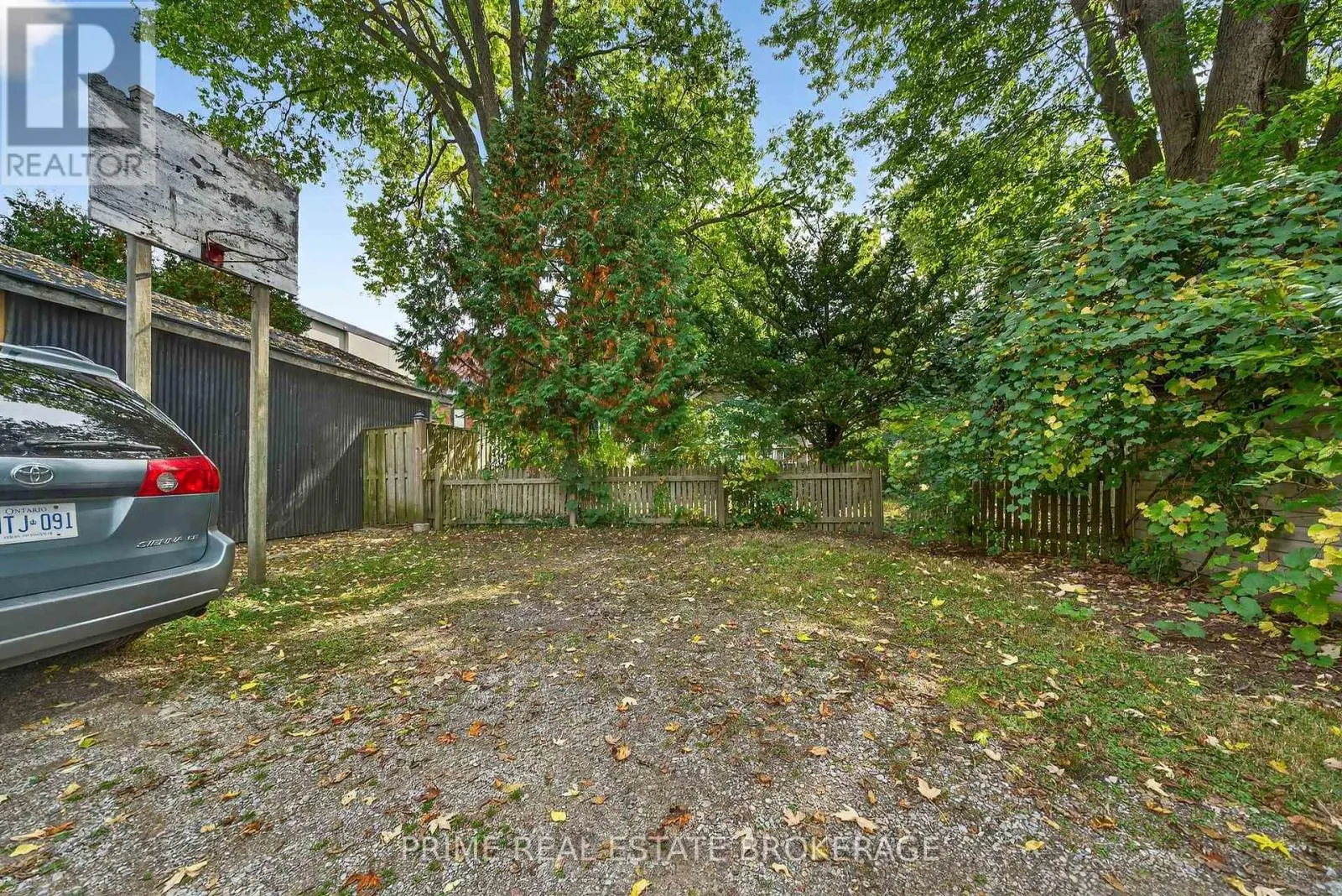 194 CROMWELL STREET