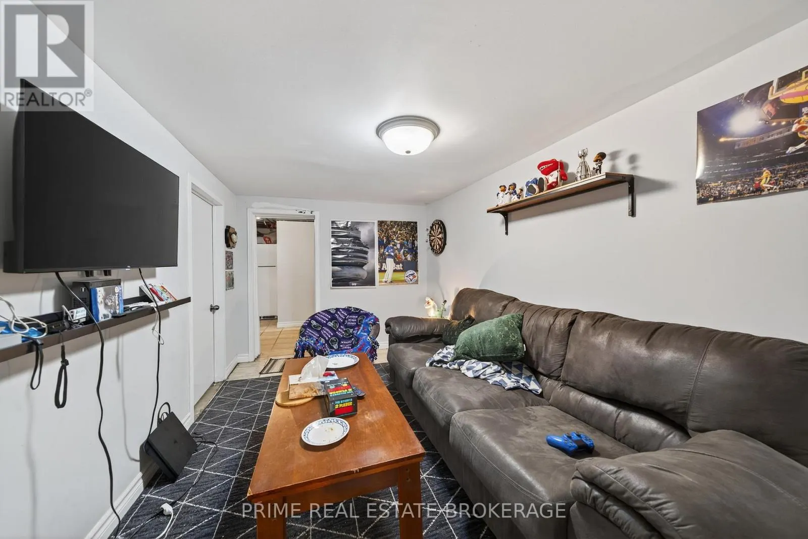 194 CROMWELL STREET