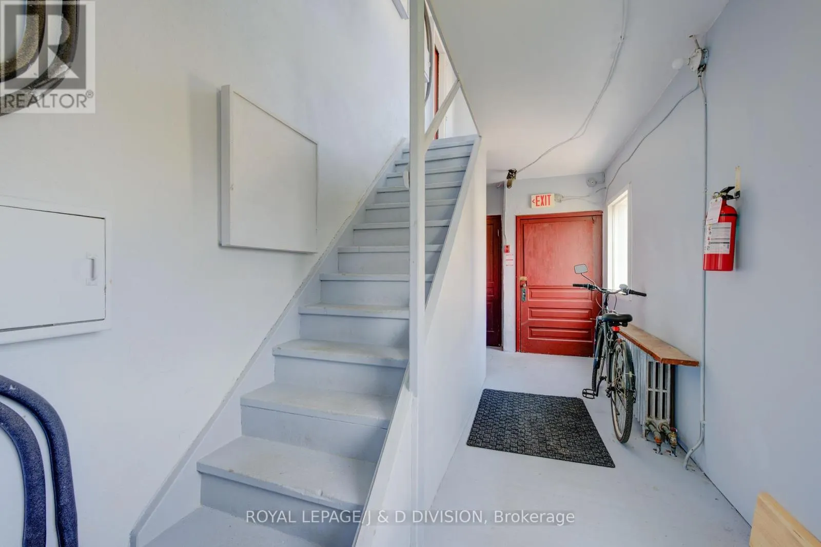 345 LOUISA STREET