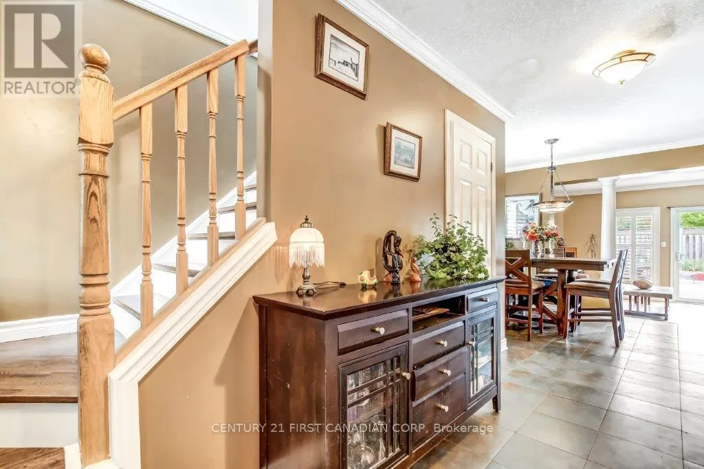 1275 CROSSCREEK CRESCENT