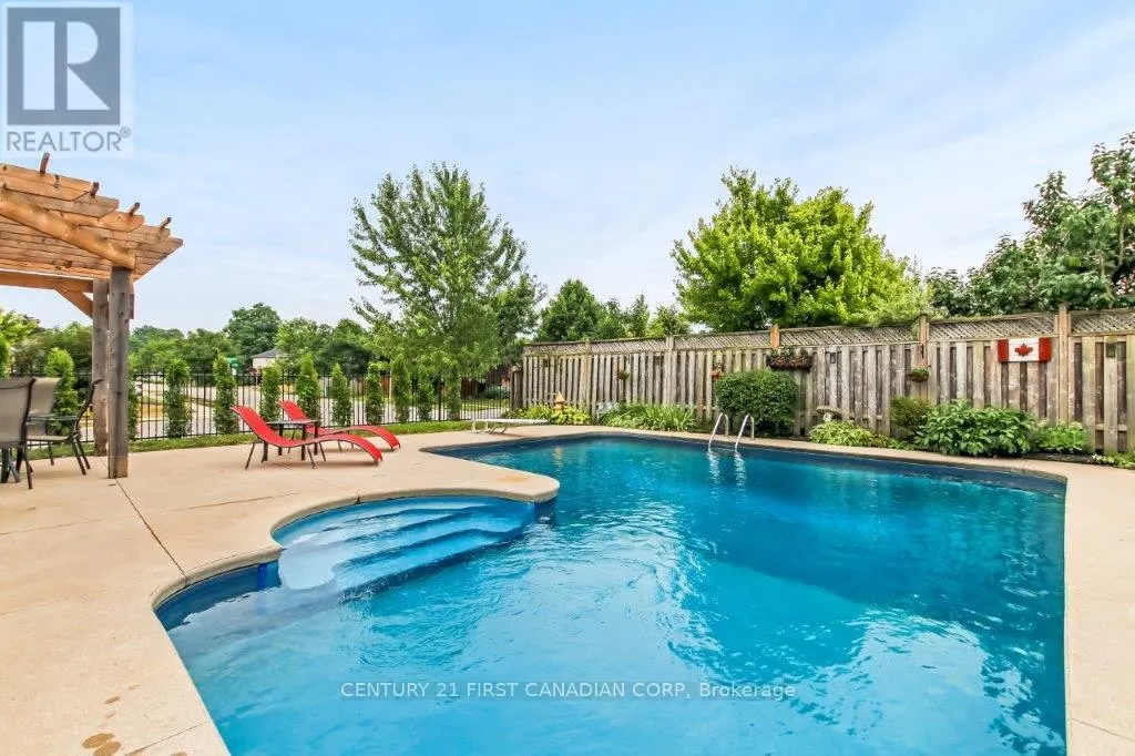 1275 CROSSCREEK CRESCENT