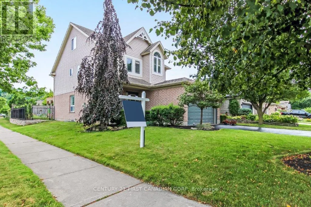 1275 CROSSCREEK CRESCENT