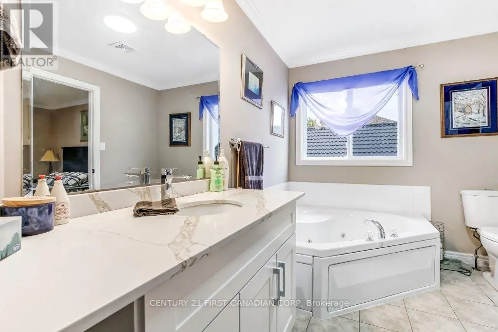 1275 CROSSCREEK CRESCENT