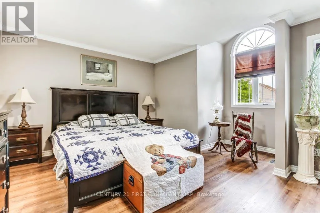 1275 CROSSCREEK CRESCENT