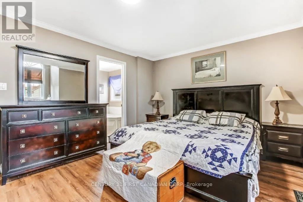 1275 CROSSCREEK CRESCENT