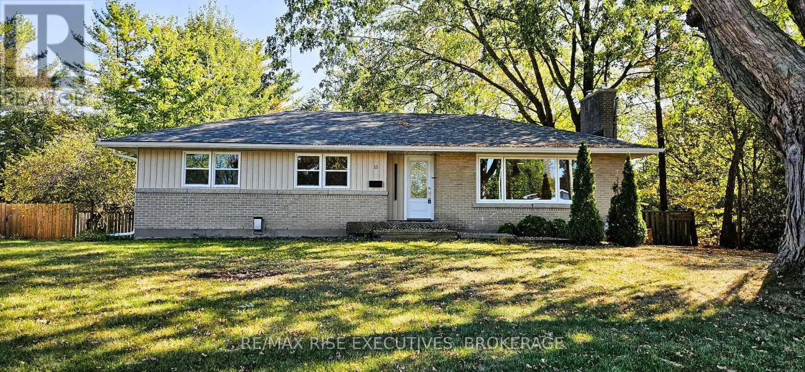 15 LOYALIST AVENUE