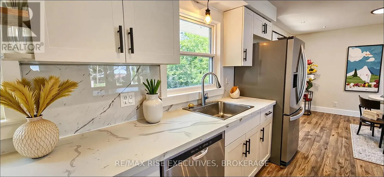 15 LOYALIST AVENUE