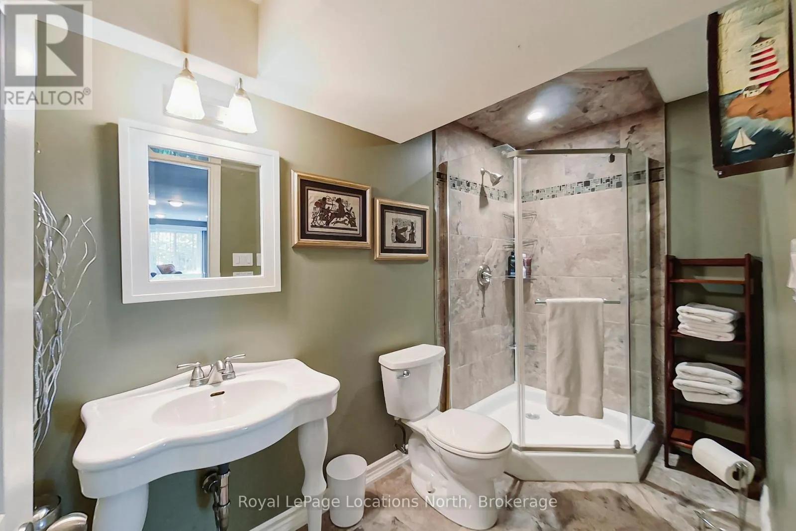 27 - 689616 MONTERRA ROAD, #27