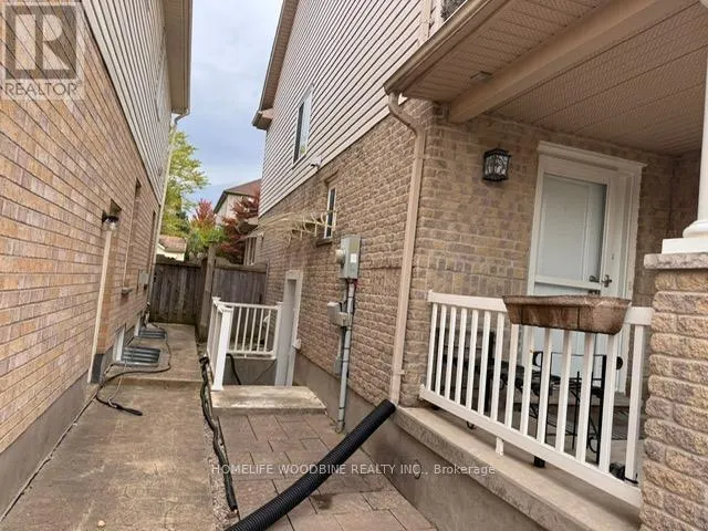 742 WHETHERFIELD STREET