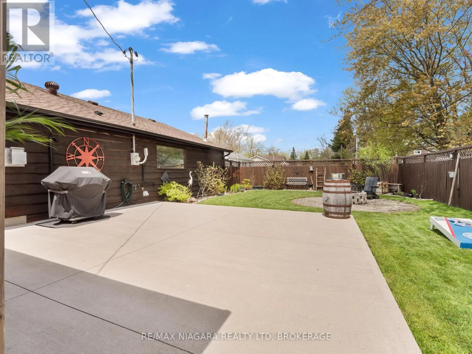 606 SCOTT AVENUE