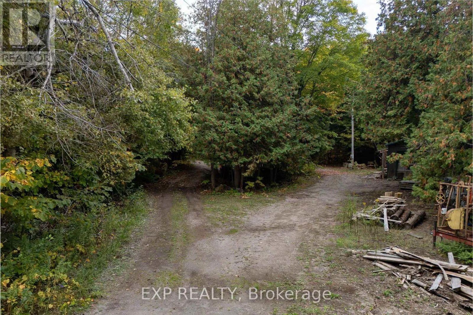 1083 COUNTY RD 6 ROAD