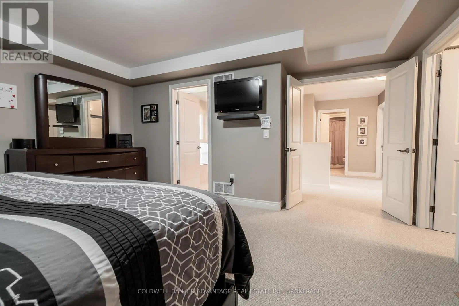 135 FOREST RIDGE COURT