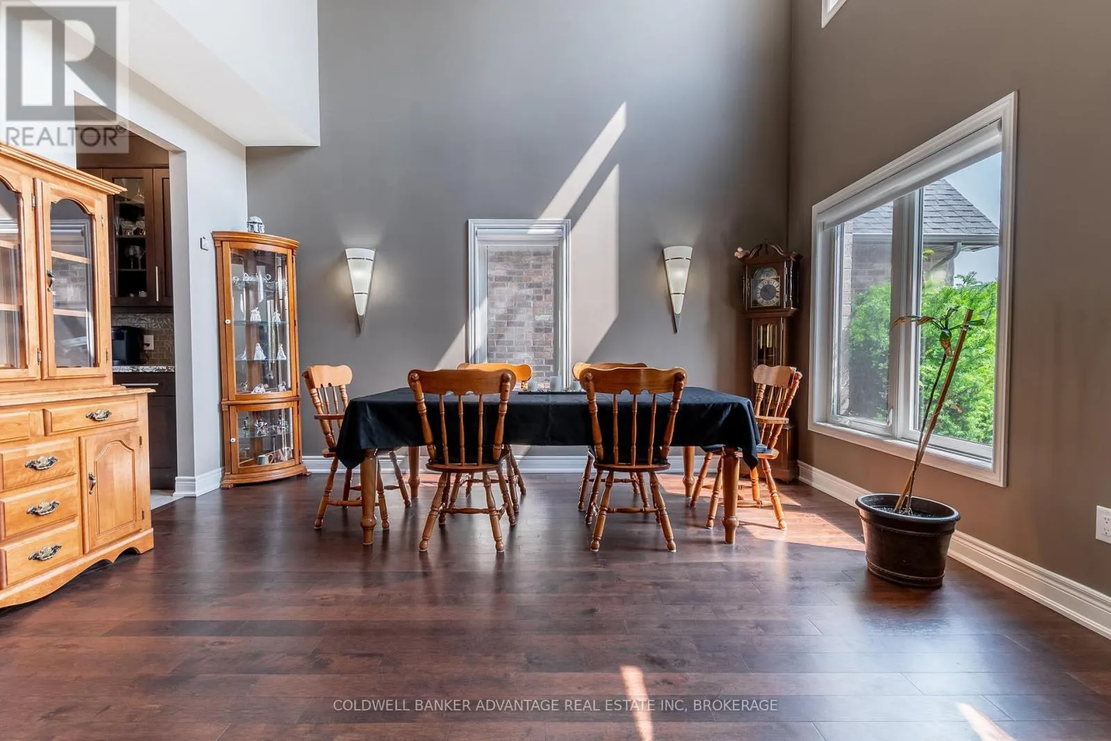 135 FOREST RIDGE COURT