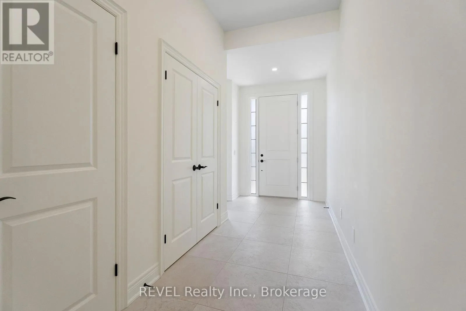 3532 CANFIELD CRESCENT