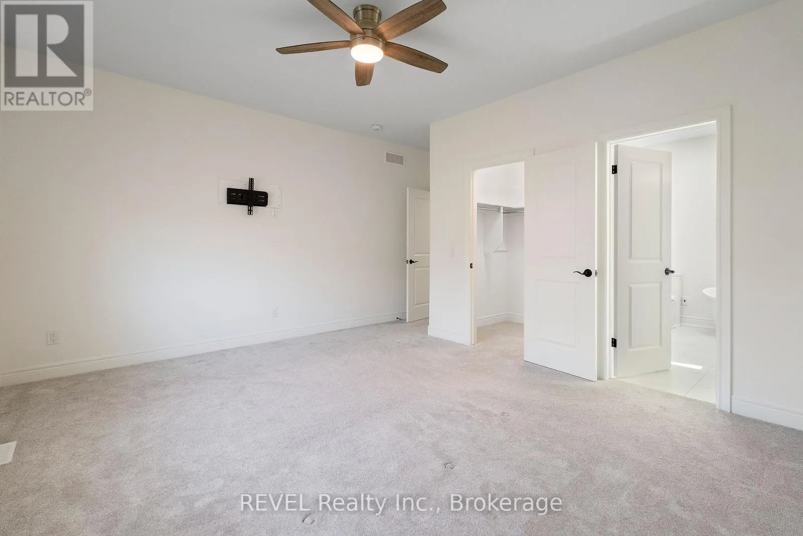 3532 CANFIELD CRESCENT