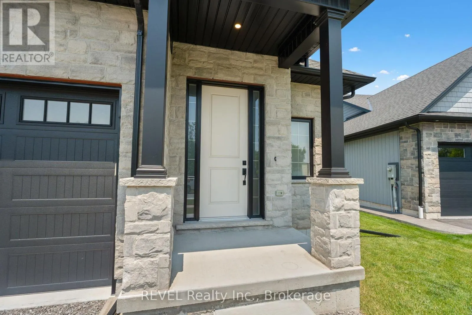 3532 CANFIELD CRESCENT