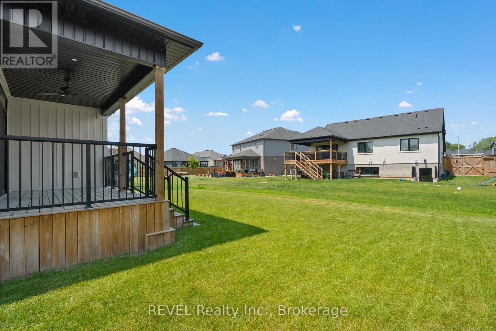 3532 CANFIELD CRESCENT