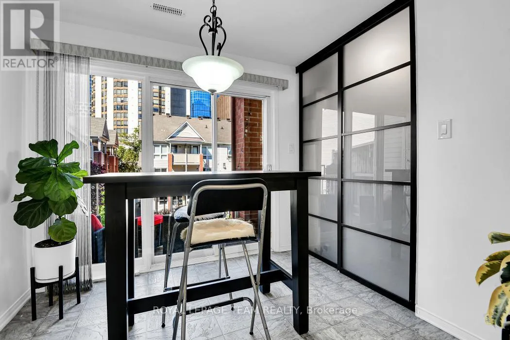 299 NEPEAN STREET