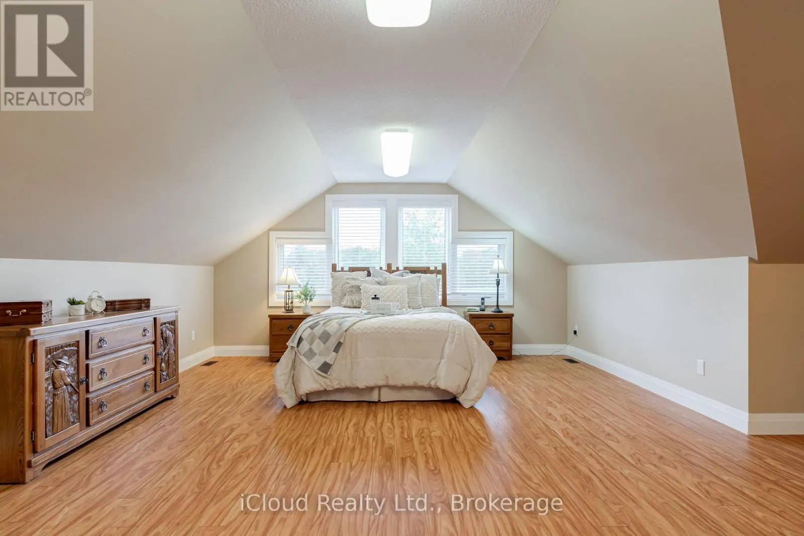 16 HIGHLAND ROAD