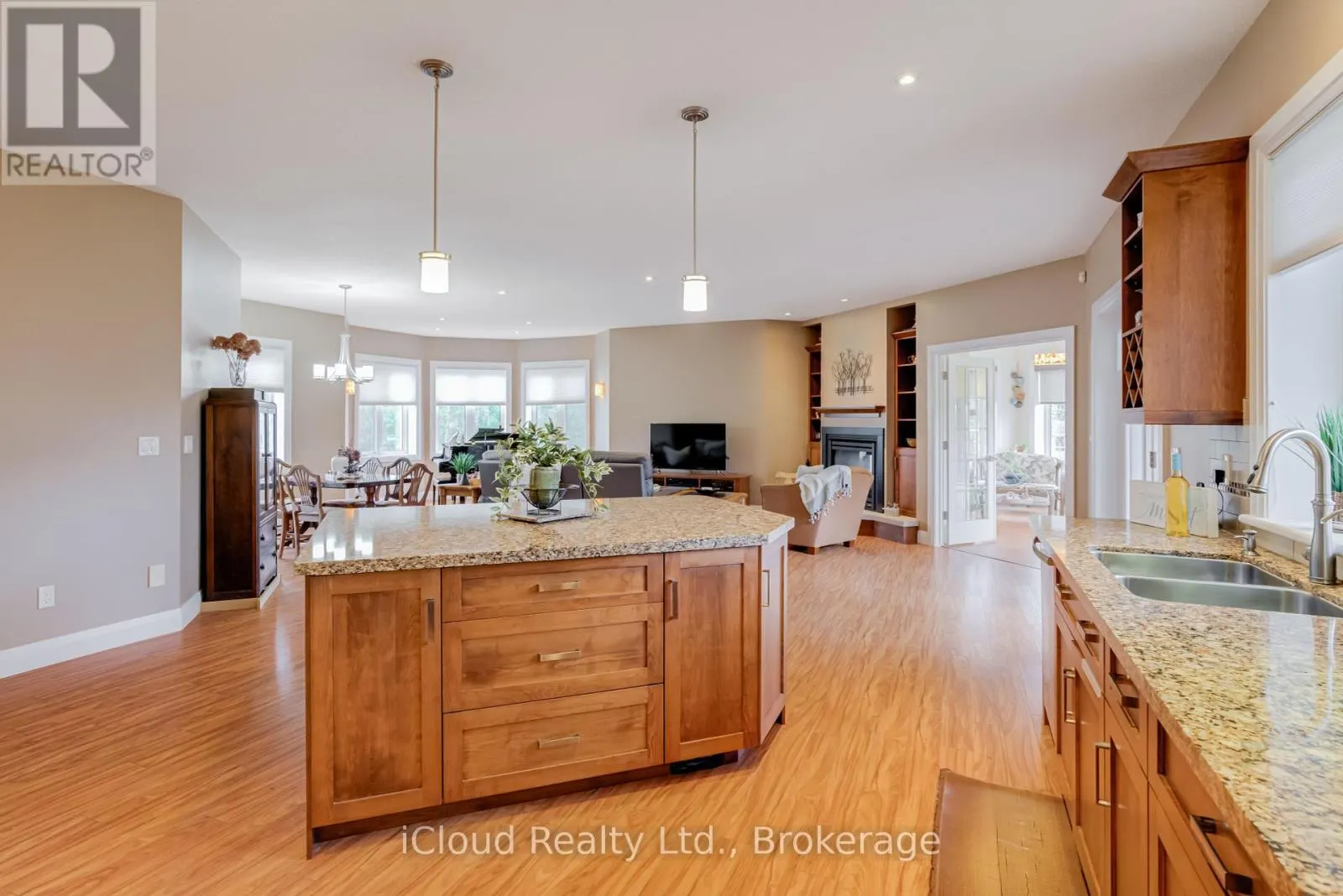 16 HIGHLAND ROAD
