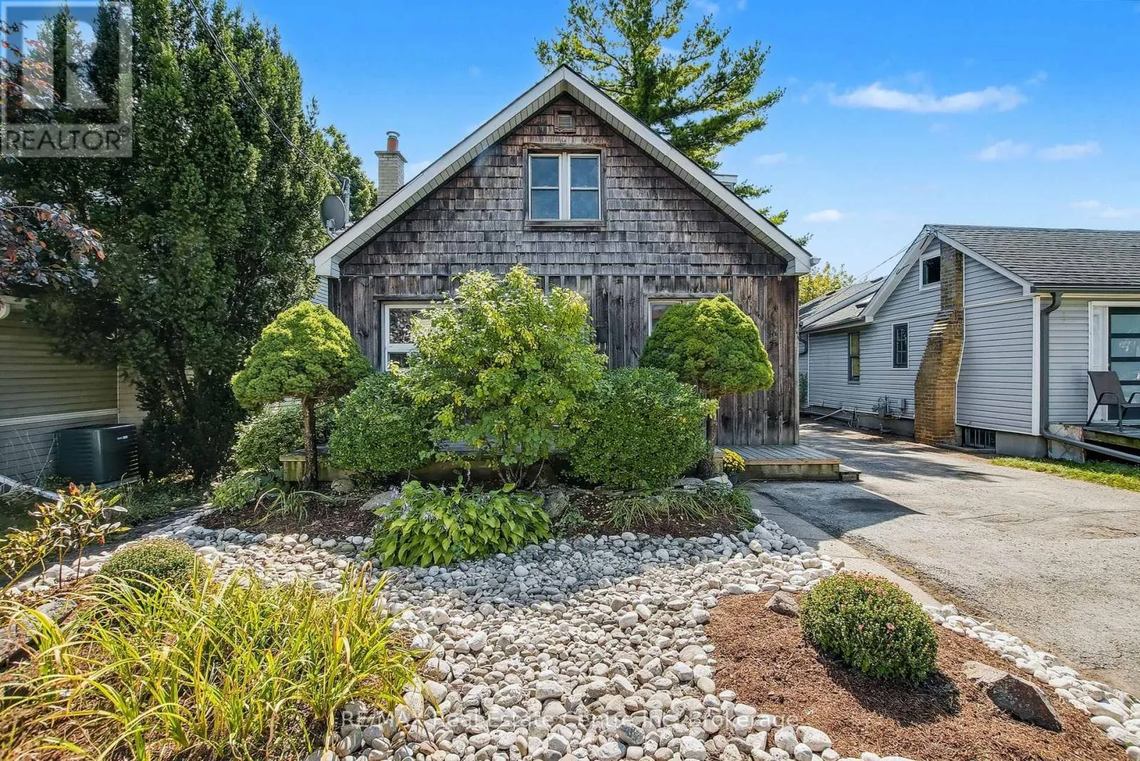52 AVENUE ROAD