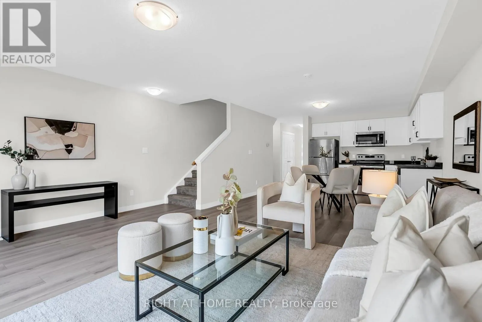 34 WILKINSON AVENUE