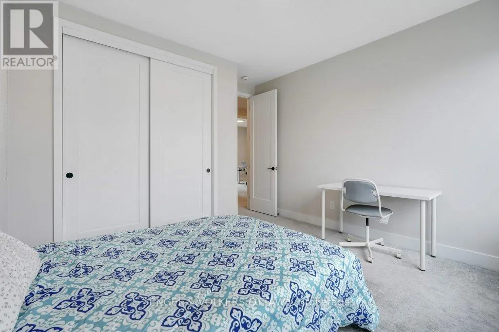 1010 CARDEN LANE