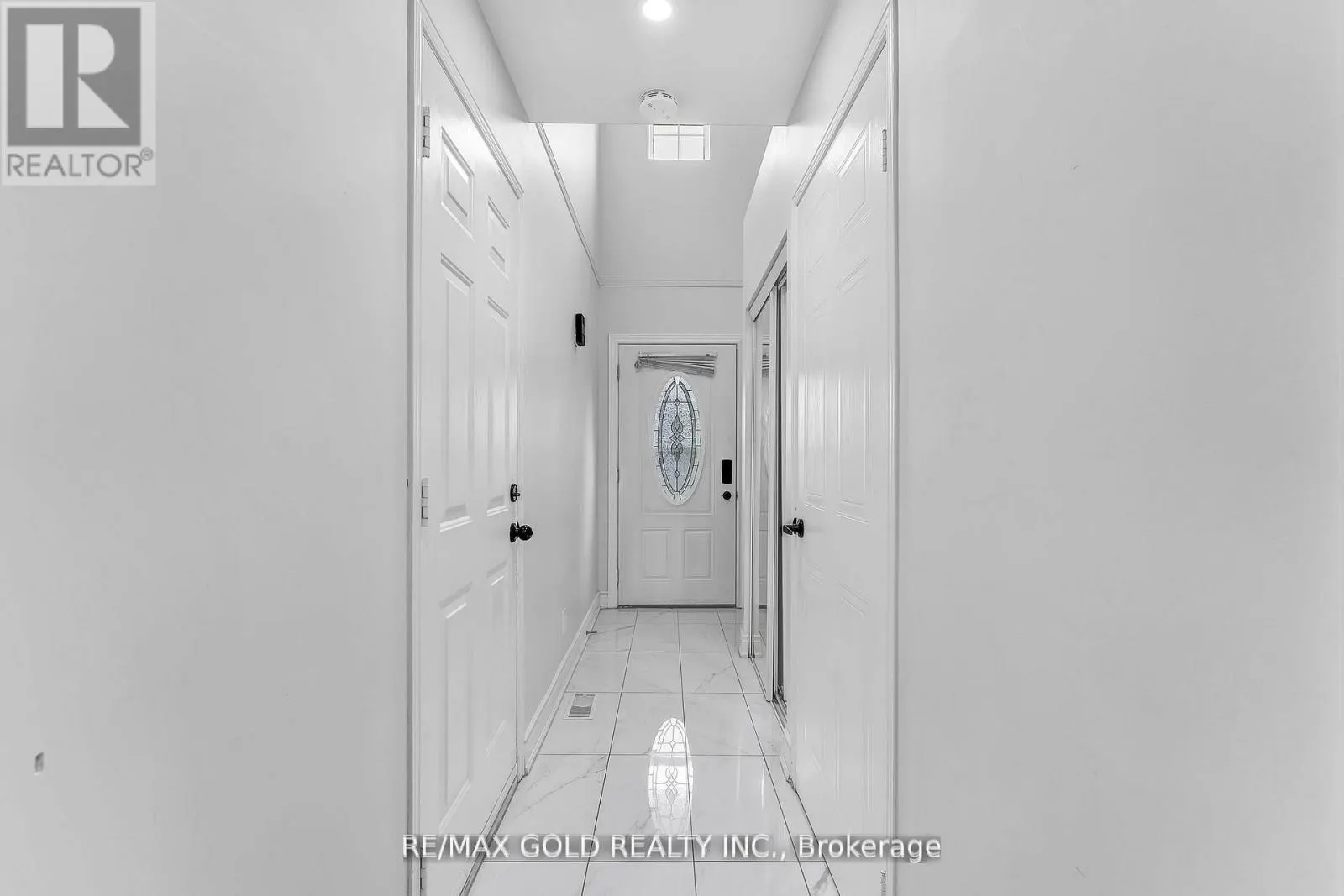 34 - 90 MOOREGATE CRESCENT