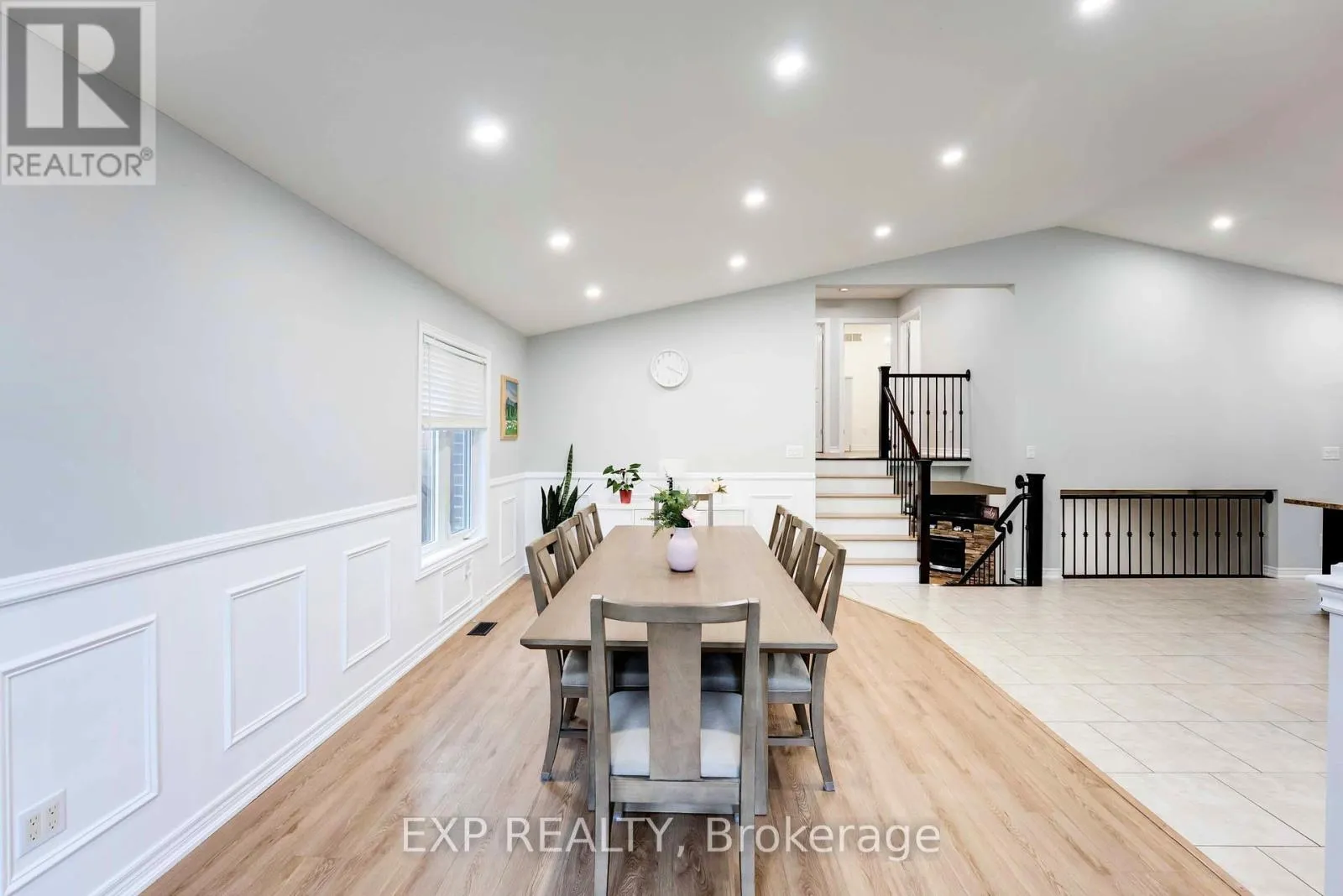 8583 FORESTVIEW BOULEVARD