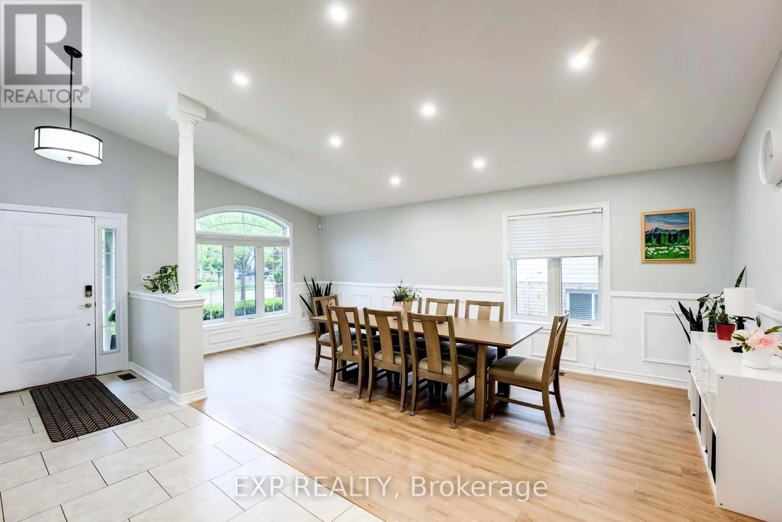 8583 FORESTVIEW BOULEVARD