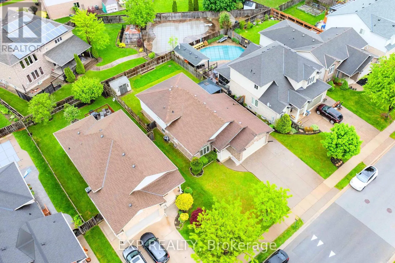 8583 FORESTVIEW BOULEVARD